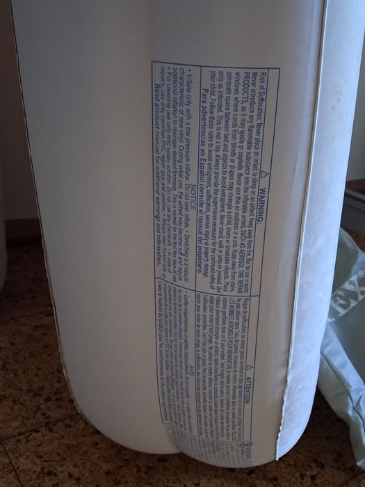 Colchão insuflavel Intex