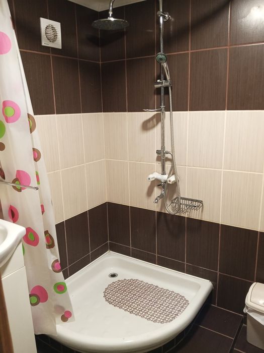 Продаж будинку 196 кв.м. (25 соток, гараж)