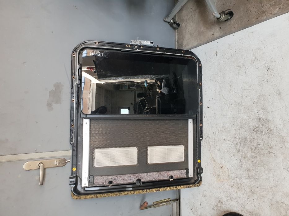 Szyberdach Mercedes W211 kompletny