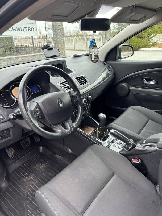 Продам Renault Megane 2011
