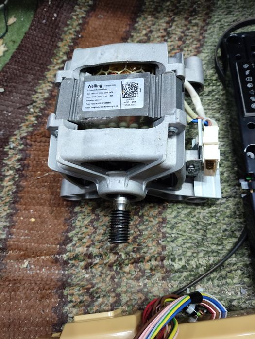 Продам мотор для стиральной машины