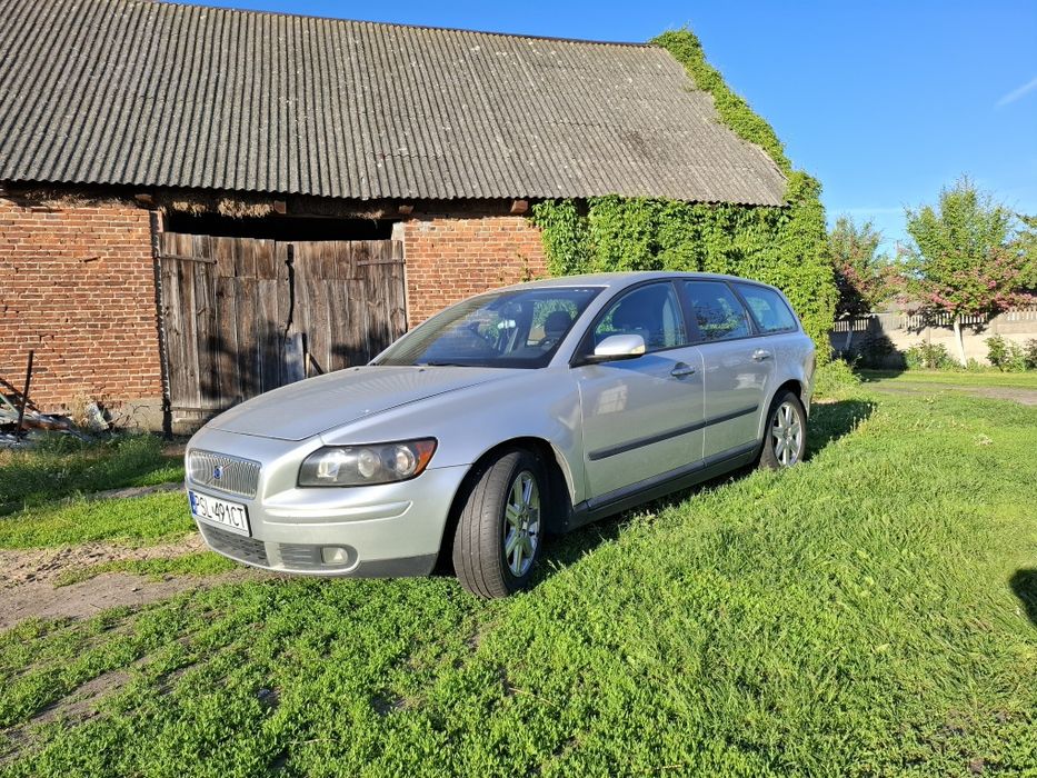 Volvo v50 1.6 d, skóra, hak, navi, elektryka, podgrzewane fotele, 2006r