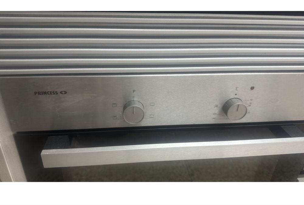 Forno da marca princess