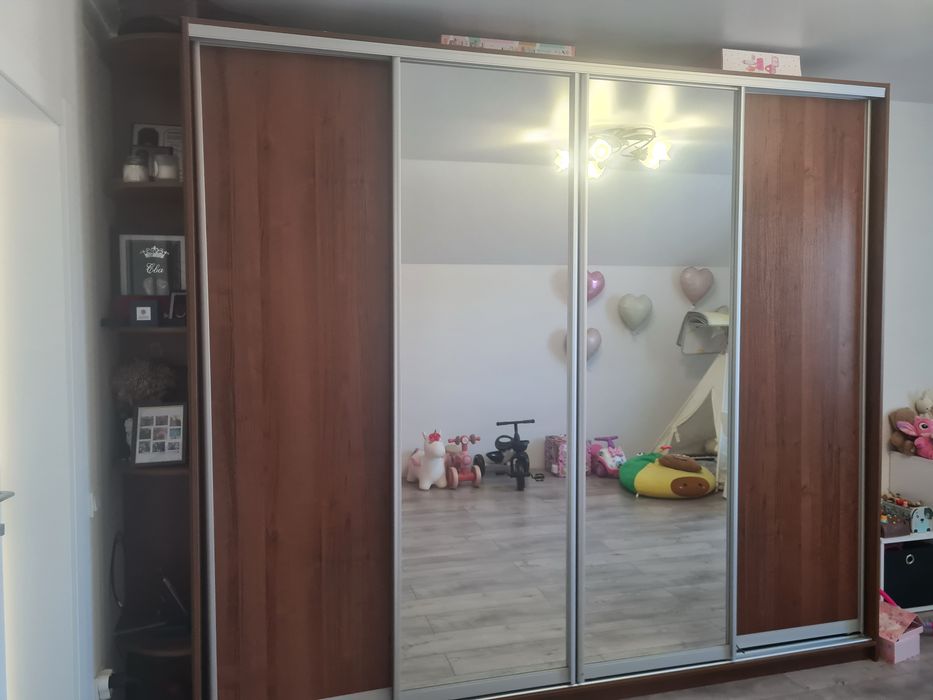 Шафа купе  в хорошому стані