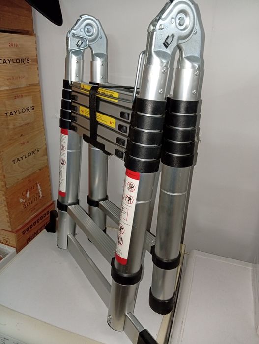 Escada extensível 4 metros nova