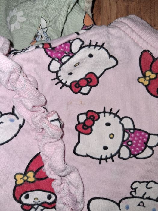 Dwie bluzy Sinsay 104, rozsuwane, Hello Kitty i Skye Psi Patrol