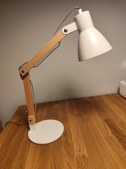 Lampka biurkowa Castorama