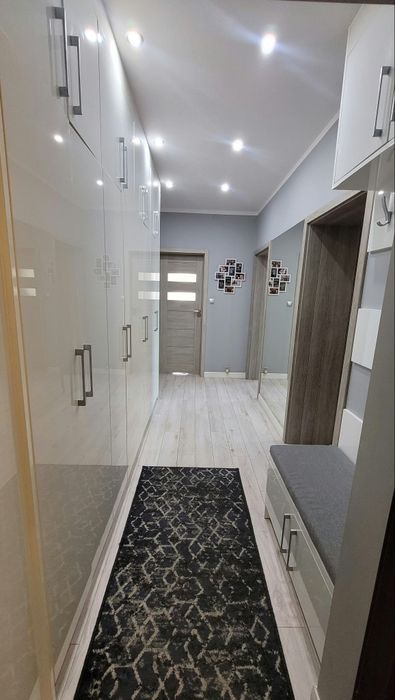 Na sprzedaż przestronne mieszkanie  2-pokojowe- 63m²
