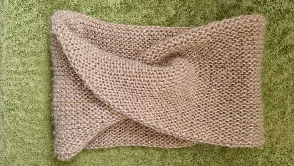 Gola de pescoço, cor beje, marca Tiffosi