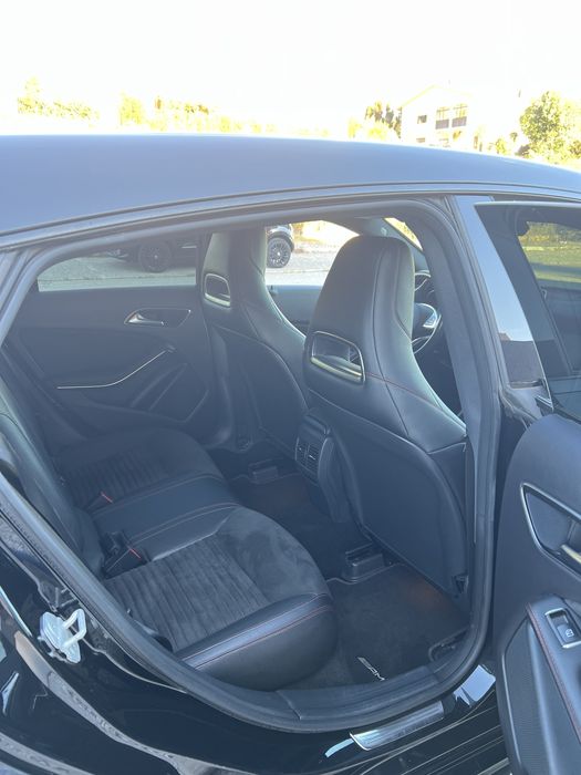 Mercedes-Benz cla 220 AMG