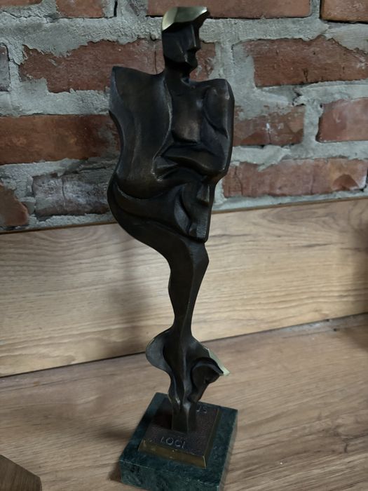 Statułetka sprzedam .!