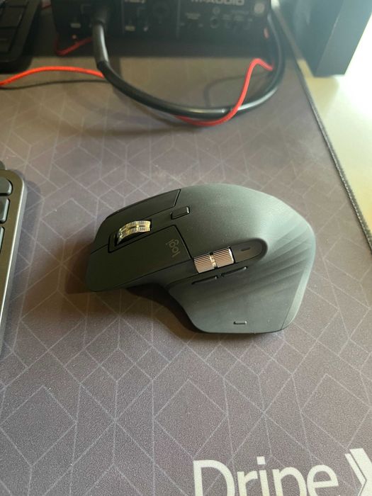 Teclado Logitech e Rato Logitech MX Keys S Bluetooth Graphite (PT) Usado 1 semana