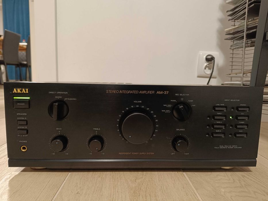 wzmacniacz wieżę akai:  am-37 , cd-37 , at-56
