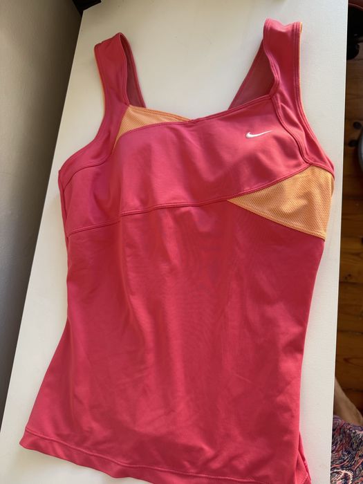 Top desporto Nike