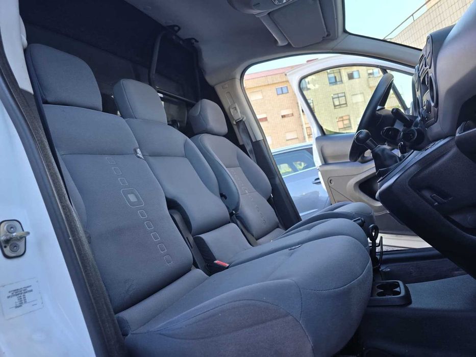 PEUGEOT PARTNER LONGA L2 1.6HDI 90CV "3 LUGARES"