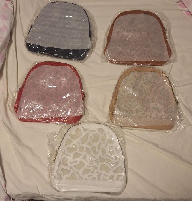 Conjunto de malas novas