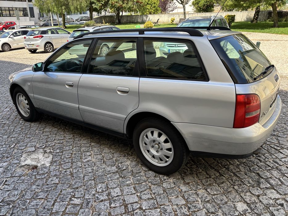 Audi A4 1.6 gasolina