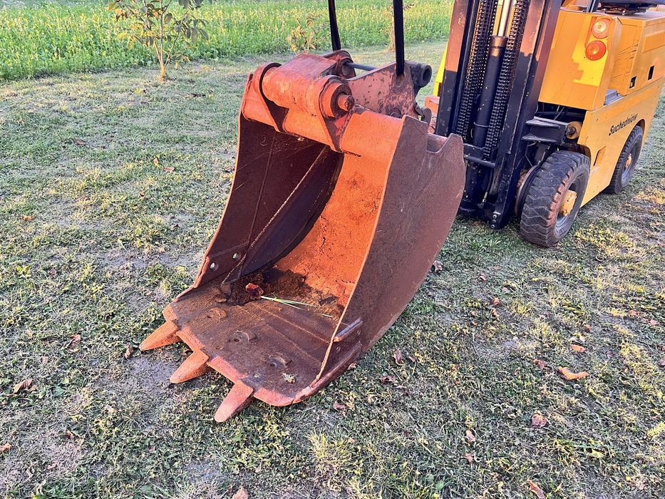 Łyżka do koparki 73 uchwyt 25