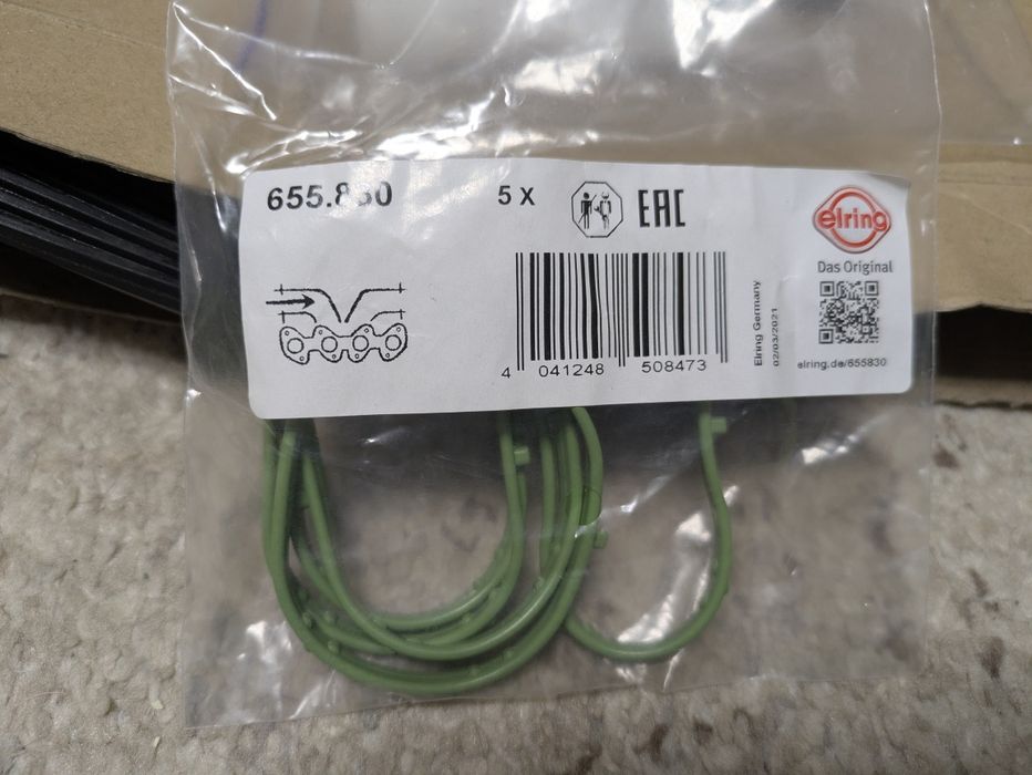 Прокладка впускного колектора 655830 
Бренд: ElringНомер товару: 655.8