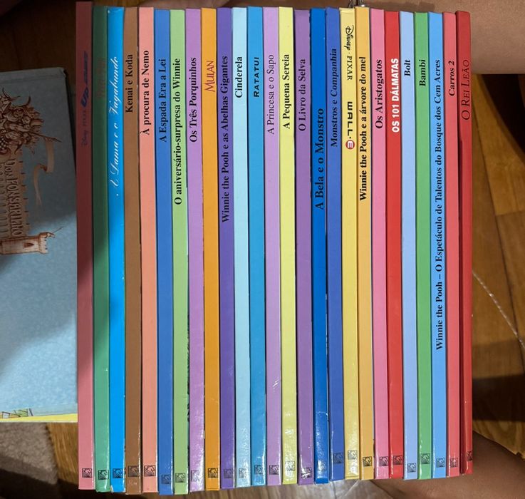 Coleção clube do livro disney