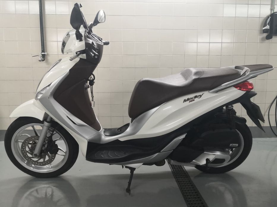Piaggio Medley 125