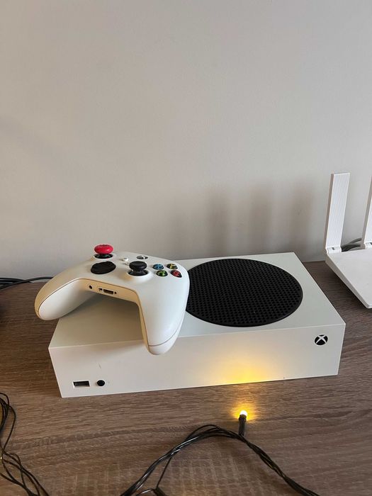 Консоль Xbox Series S