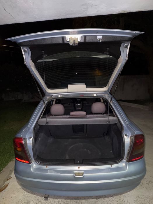 Opel Astra 2000