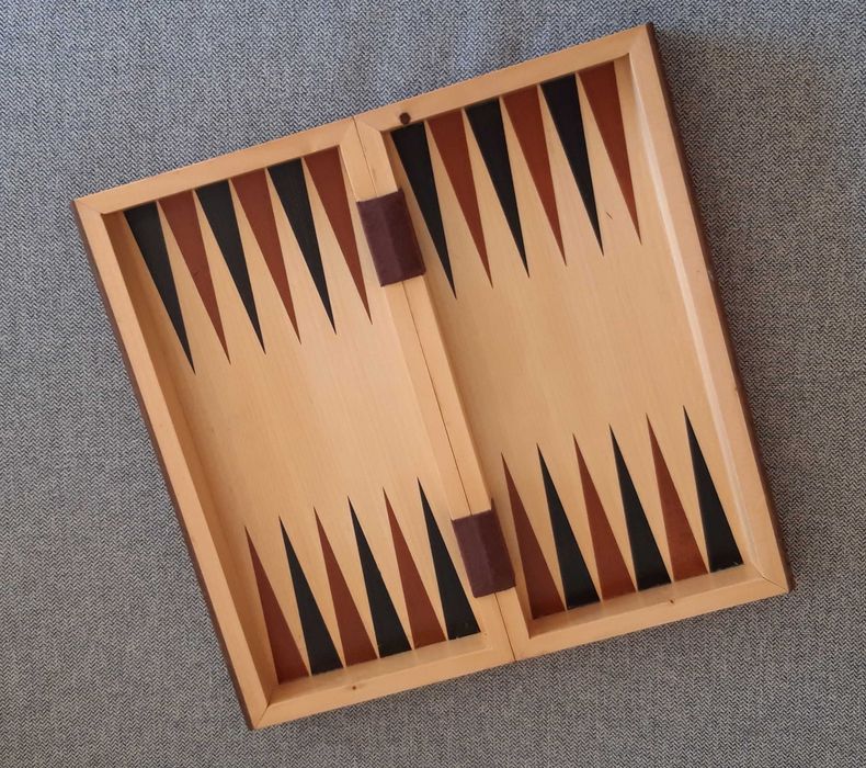 Jogo 2 em 1 Backgammon e trilha