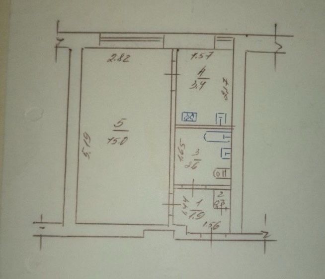 ПРОДАМ 1 кімнатну квартиру в Центрі