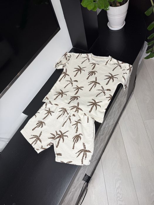 Костюм, літній одяг розмір 92 next adidas, nike, zara, h&m, лот одягу