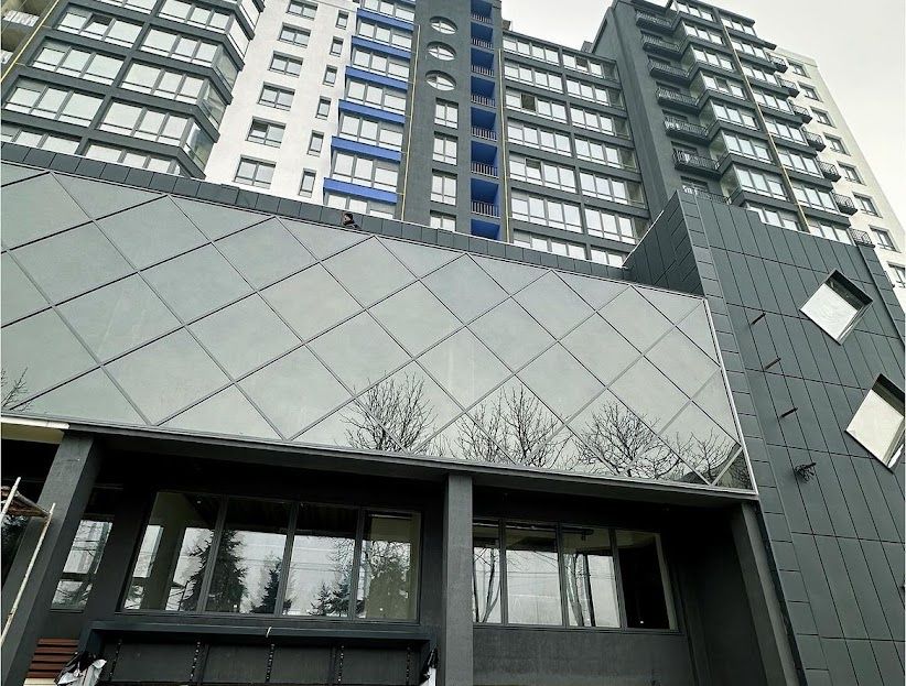 Продам комерційне приміщення в ТРЦ Княгинин