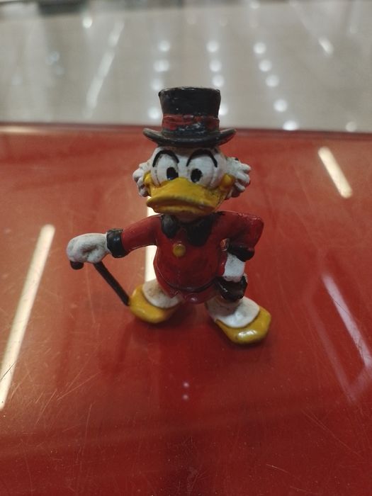 Uncle Scrooge Doll427635074820352002
