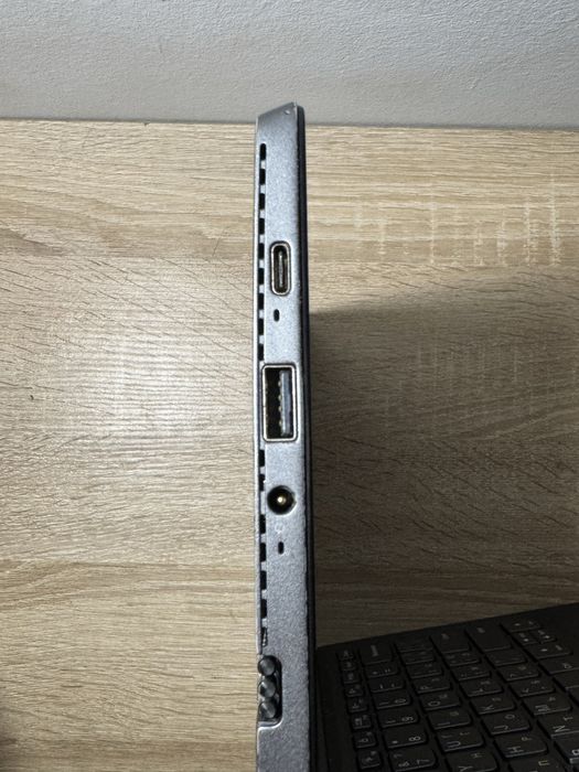 Portátil Lenovo Miix 520