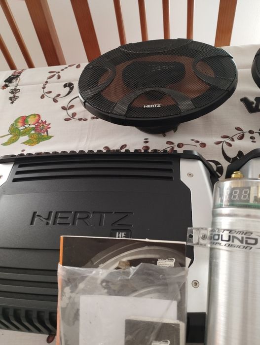 Automóveis Sistema de som novo hertz