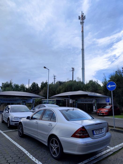 Mercedes-Benz C220