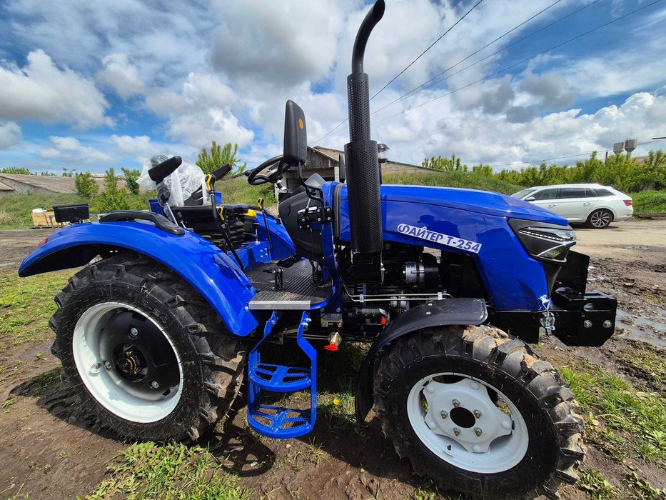 Трактор Файтер Т254 2025 года доставка бесплатная