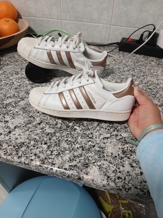 Adidas superstar