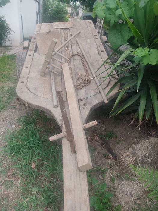 Carros de bois antigos