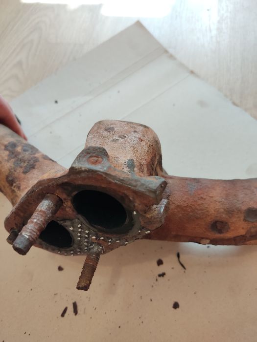 Коллектор выпускной Таврия карбюратор,4 болта,под восстановление ЗАЗ ...