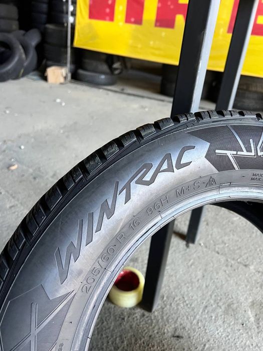 Шини 205/60 r16 96H Vredestein Wintrac 2022рік (1628)