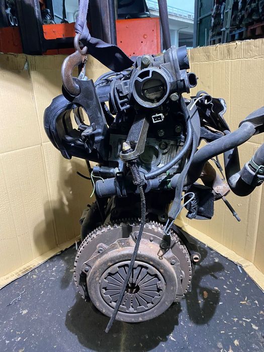 M186 Motor Para Peças Renault Twingoo 1.2 I De 2001 Ref- D7F702