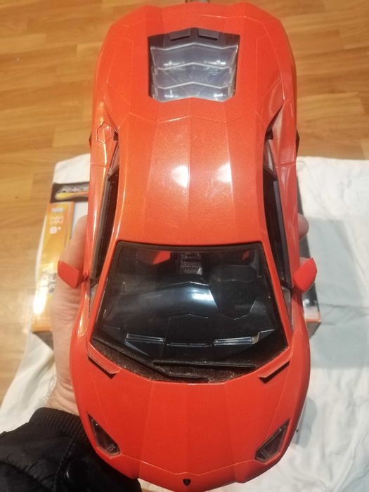 Машинка на радіоуправлінні "Lamborghini Aventador"