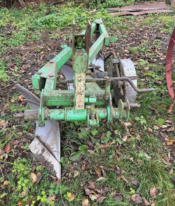 Плуг Bomet 3-30 (Бомет) Польща