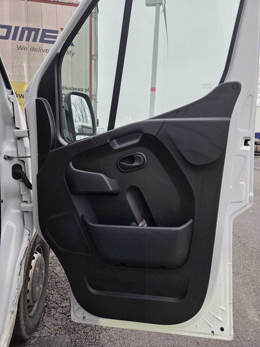 Renault Master, Plandeka, 8 Pallet