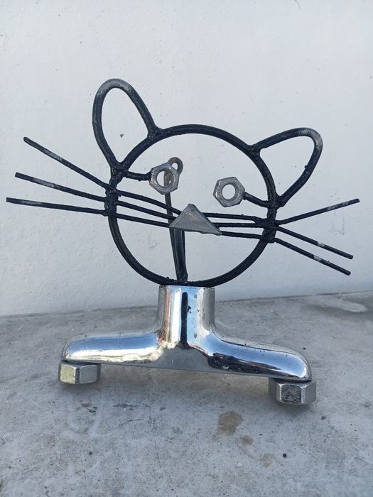 Escultura Gato Arte Sucata Metal - Peça Única Artesanal 25€