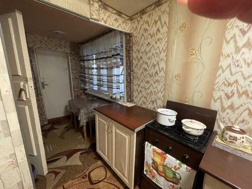 Продам будинок в Дергачах , в районі стадіону