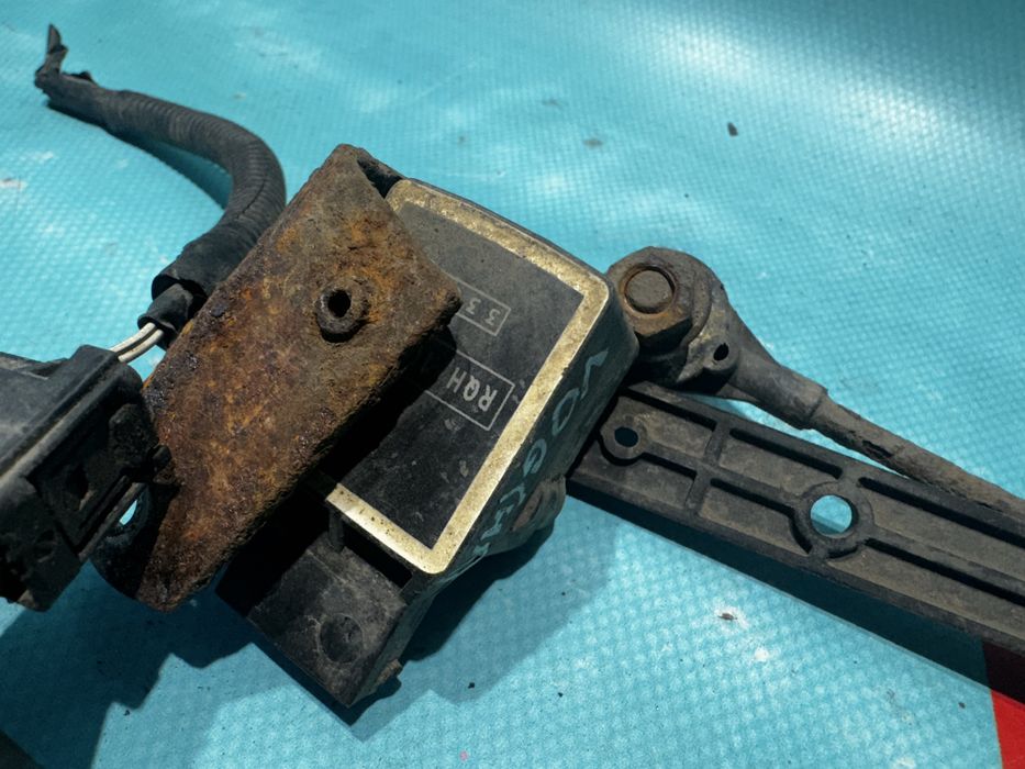 Датчик уровня подвески Range Rover L322 положення підвіски Л322