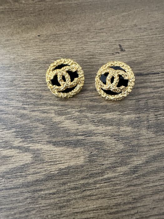 Сережки в стилі Chanel вінтаж