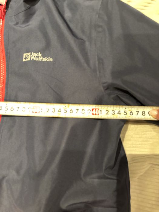 Kurtka Jack Wolfskin roz. 146-152