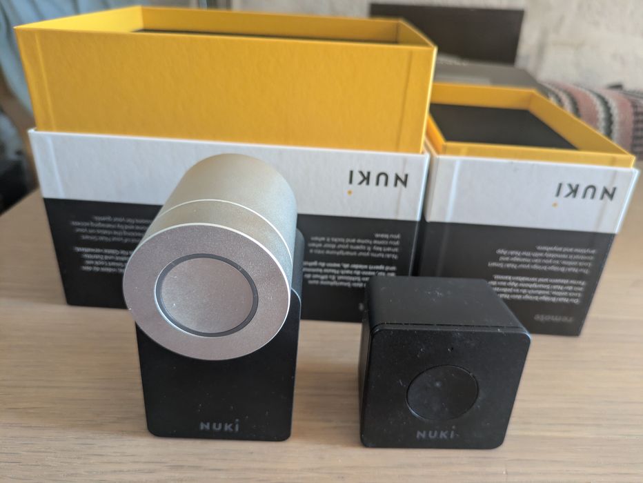 Nuki Smart Lock Combo 2.0 + Bridge – €160 (used, excellent condition)64170326688898121